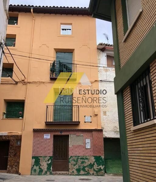 Foto ed86d746-6ff4-47af-9738-268a72953de6. Chalet en calle arial alto 1 en Ateca