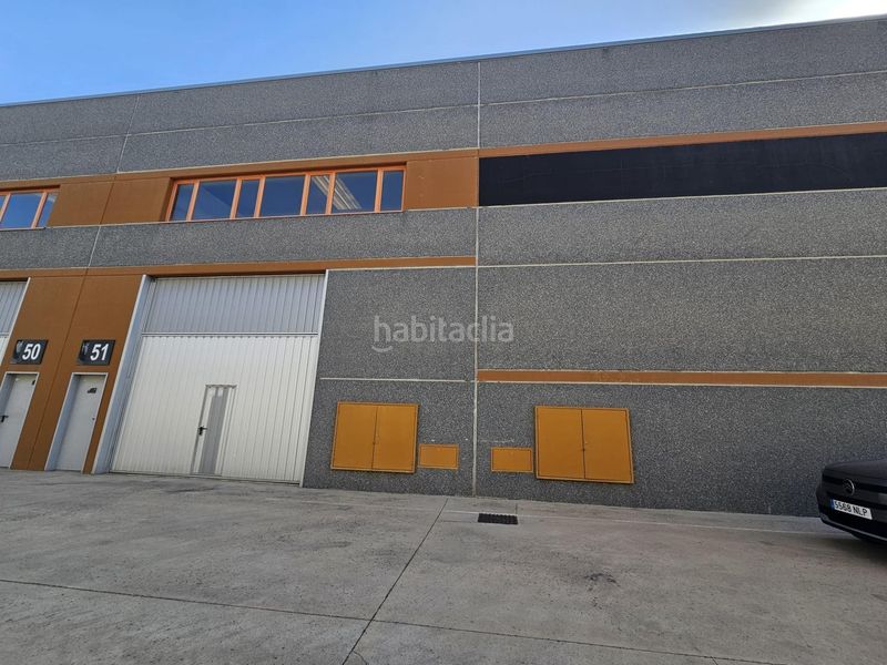 Foto dfe93ca6-e46d-4deb-94df-828ae9d0f4a6. Location bâtiment à usage industriel dans calle calle borderea 51 dans Zaragoza