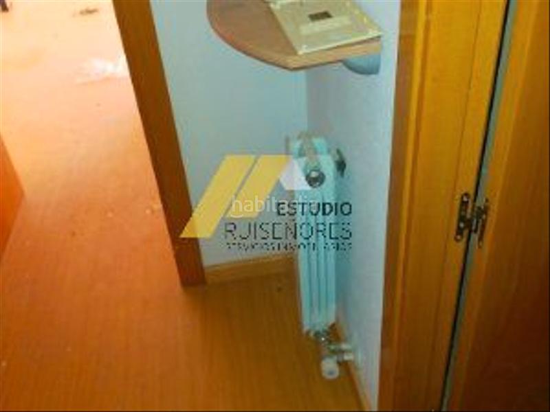 Foto 62b26c04-4cbf-40dc-b5fe-5331c0c9da93. Edifici a Cadrete