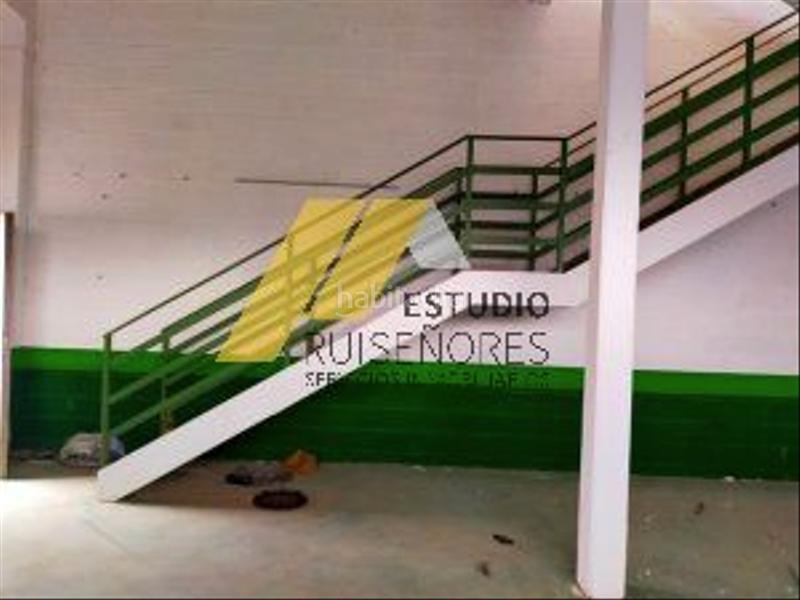 Foto 00575f48-3d3f-47c2-8829-398a3fdaa386. Capannone industriale in calle borderea 12 in Cartuja Baja Zaragoza