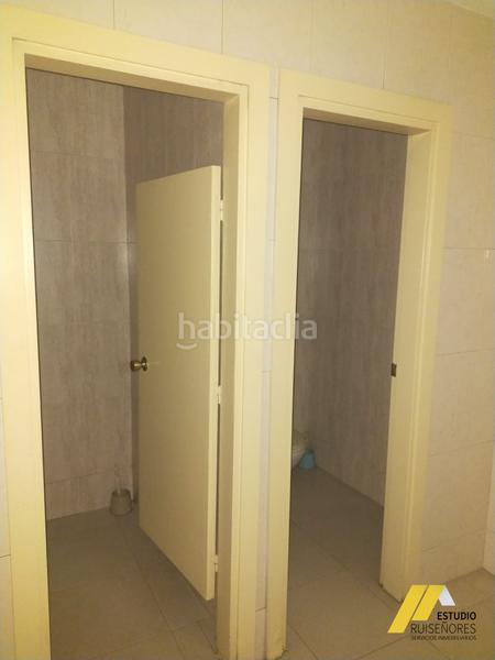 Foto 9fd18f54-93e5-4336-a1de-80e354224b9b. Lloguer local comercial a calle de santander 32 a Zaragoza