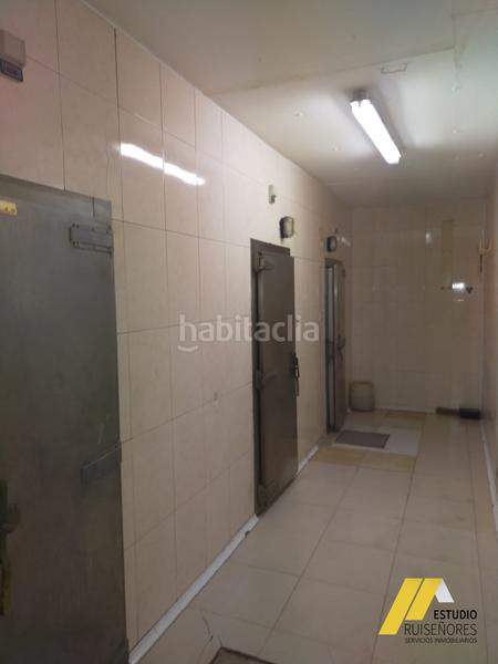 Foto 313cdb45-cc5a-4e46-ba69-74e415ff55ee. Location local commercial dans calle de santander 32 dans Zaragoza