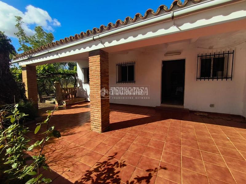 Foto e36e9973-0bd6-4645-aa34-6a8a70eb939a. Mas avec parking dans Barbate Barbate