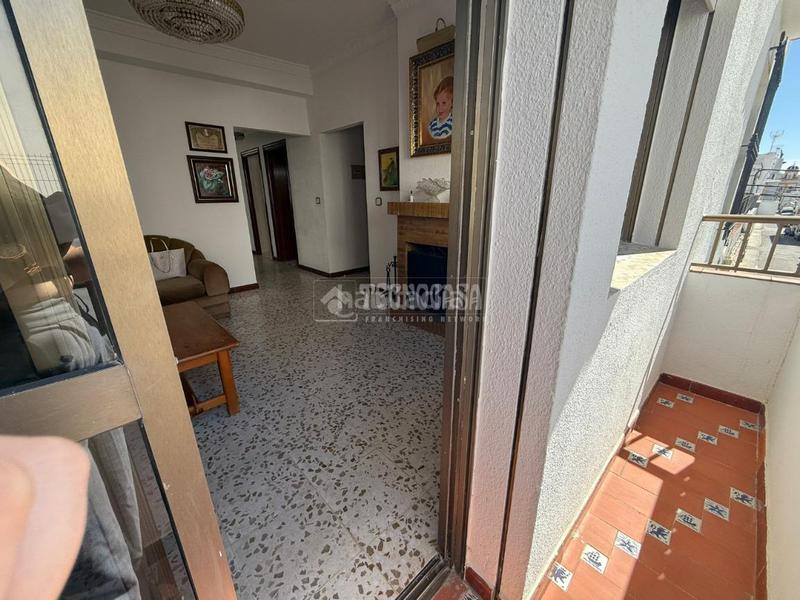 Foto 519c497f-d87a-47a0-b148-566e889d7a3b. Piso  en venta en Barbate Barbate