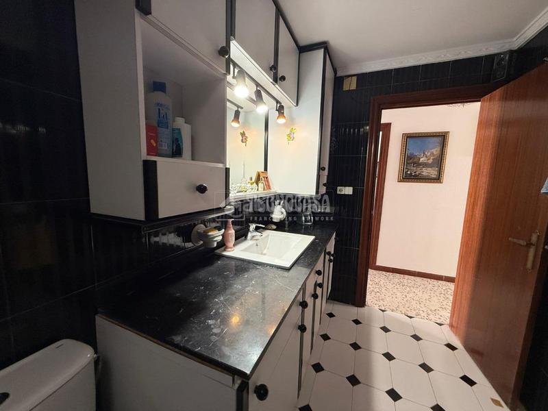 Foto ff11e42a-c9ca-43ee-82fe-f909ff16c71f. Piso  en venta en Barbate Barbate