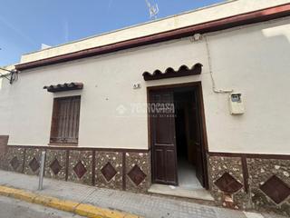 Casa a Barbate. Casa en venta en barbate