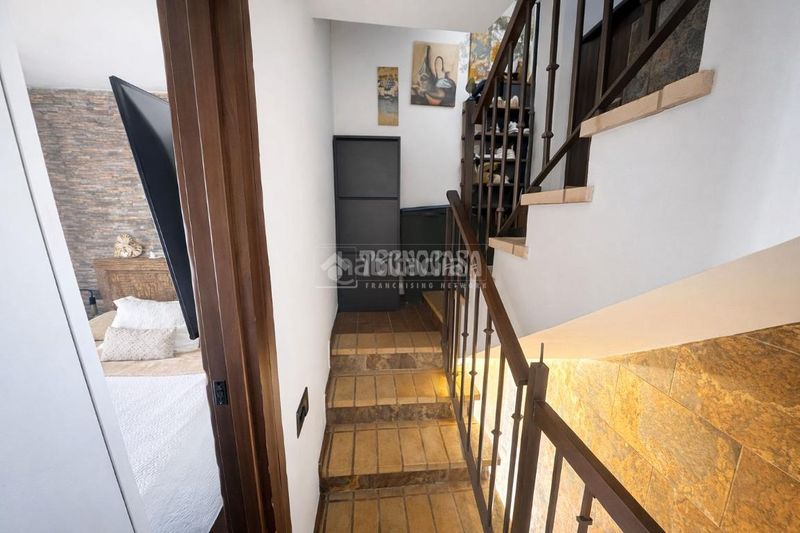 Foto a9b1120d-d4eb-4dd2-a95a-db3d99e14f54. Casa aparellada a Barbate Barbate