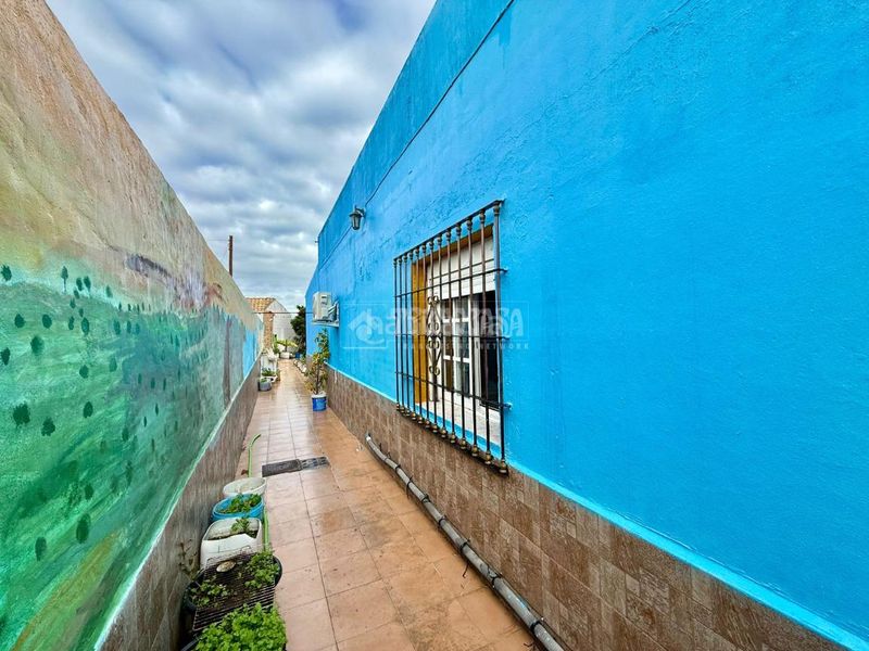 Foto 0f048ba0-dc69-420f-b369-b31cce33b18a. Masia amb aparcament piscina a Barbate Barbate