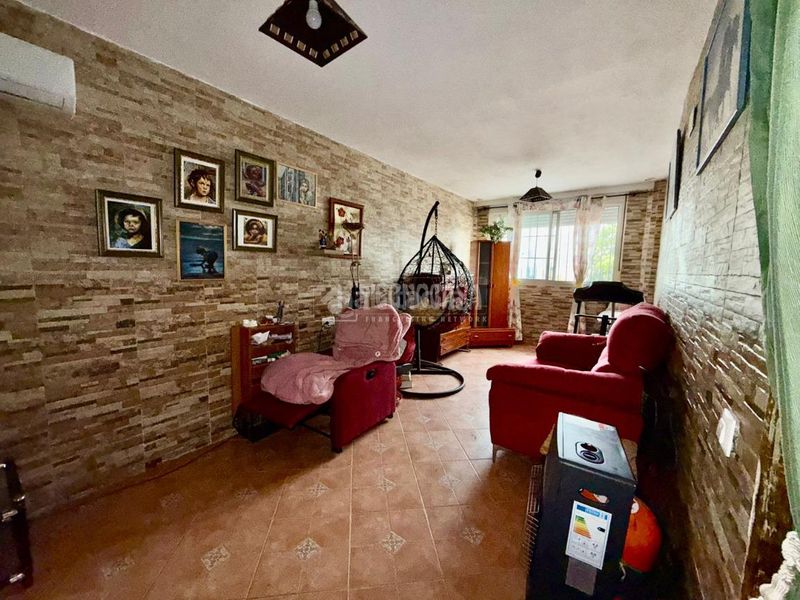 Foto e2622c32-c344-48b4-9438-4371acf4ccd8. Masia amb aparcament piscina a Barbate Barbate