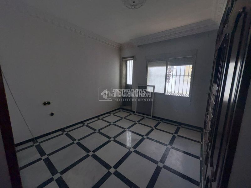 Foto 105d4b21-40a9-4a79-927a-5a919ba02740. Piso  en venta en Barbate Barbate