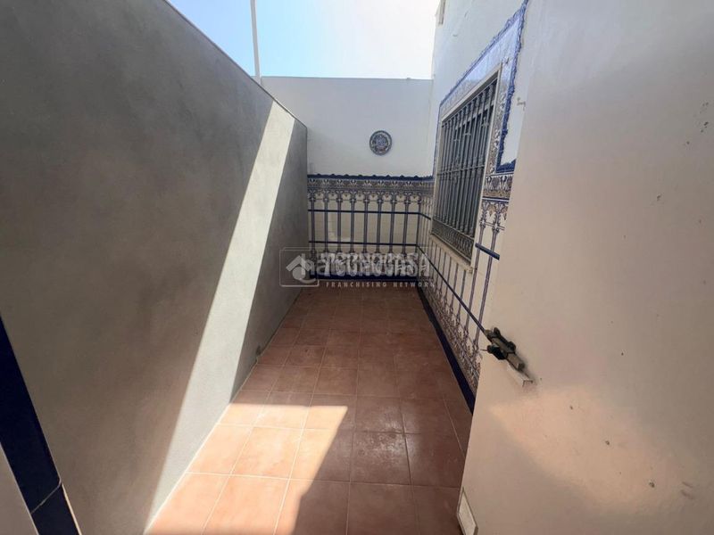 Foto 45887266-1698-449d-8864-c81d41ea9c59. Piso  en venta en Barbate Barbate