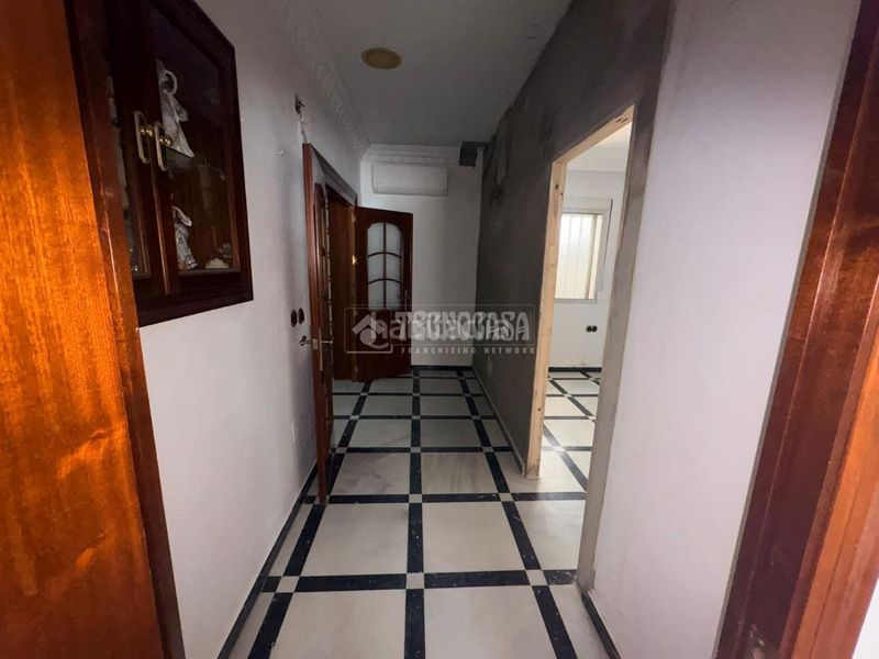 Foto cc0c89d9-7f5a-4de8-8b9a-15b0be82883e. Piso  en venta en Barbate Barbate