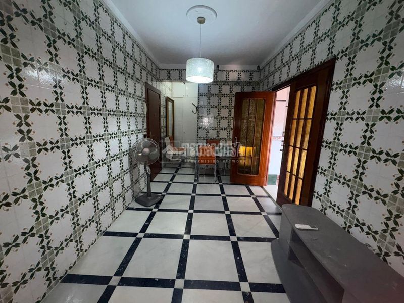 Foto f147b7a8-32b6-4f5d-b984-371d5c48a71c. Piso  en venta en Barbate Barbate