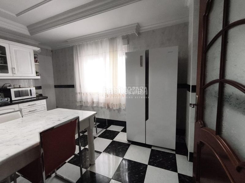 Foto 32f31d0a-a996-4974-85de-bcc330e9c823. Piso  en venta en Barbate Barbate