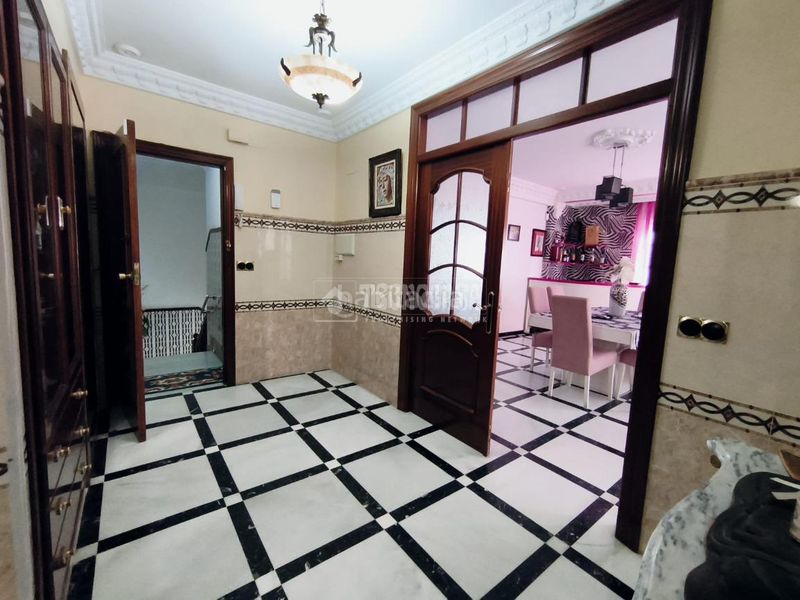 Foto c0489687-0e79-4079-abea-aa848c5bddbf. Piso  en venta en Barbate Barbate