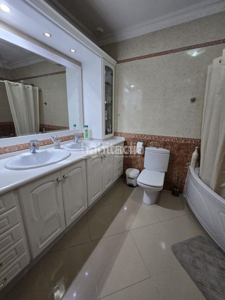 Foto fb7c8bb6-663a-412c-9fbf-11a15b11229e. Pis a Barbate Barbate