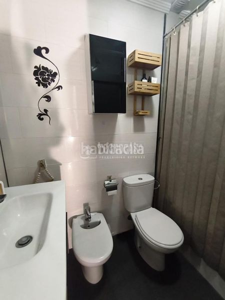Foto 1f931242-7a8a-4edd-8a36-cb3056bd4c9f. Casa aparellada a Barbate Barbate
