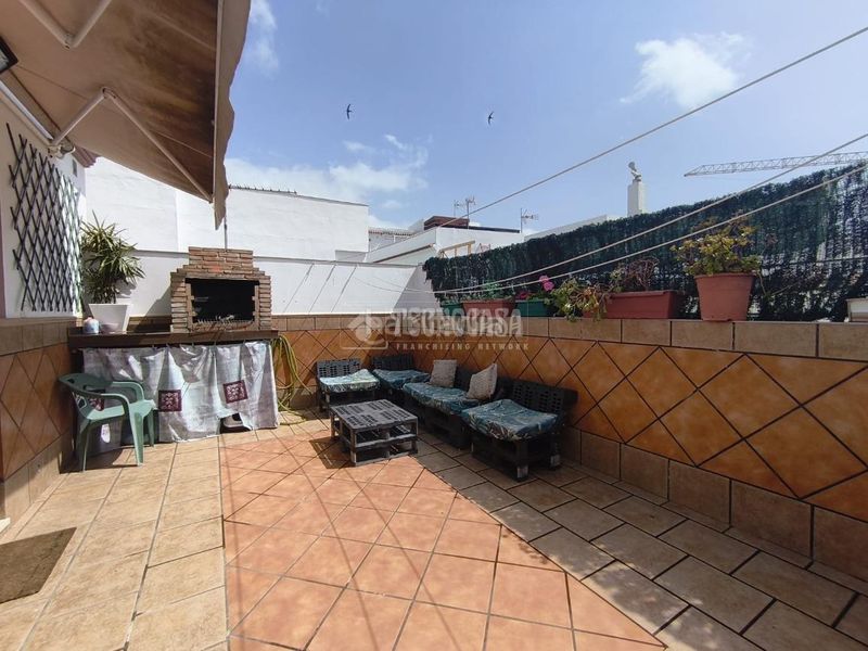 Foto 8bdec0b8-b265-42e7-9f93-f4cb31a4059a. Casa aparellada a Barbate Barbate