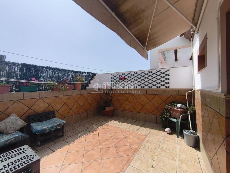 Foto 97f14beb-12b1-4965-92e8-9a80b15be9f4. Casa aparellada a Barbate Barbate