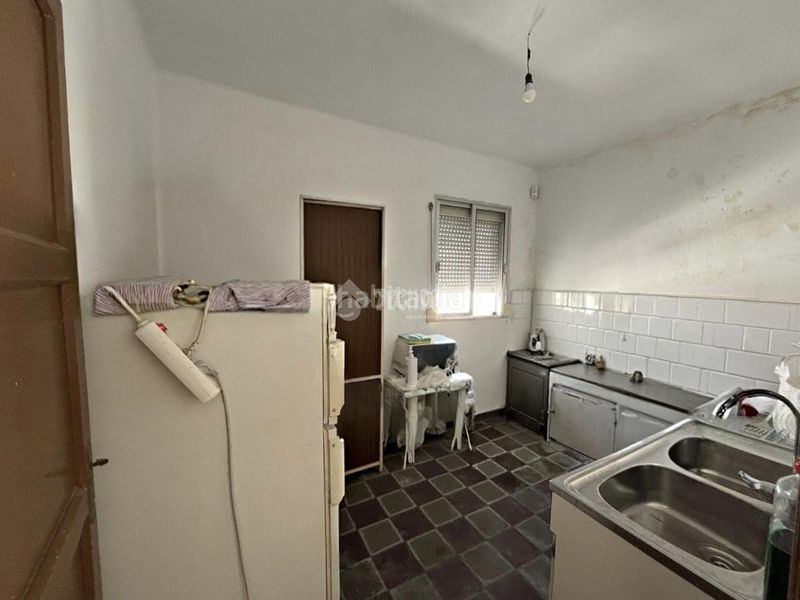 Foto 93c22baf-857a-498e-ba5c-419e49454069. Pis a Barbate Barbate