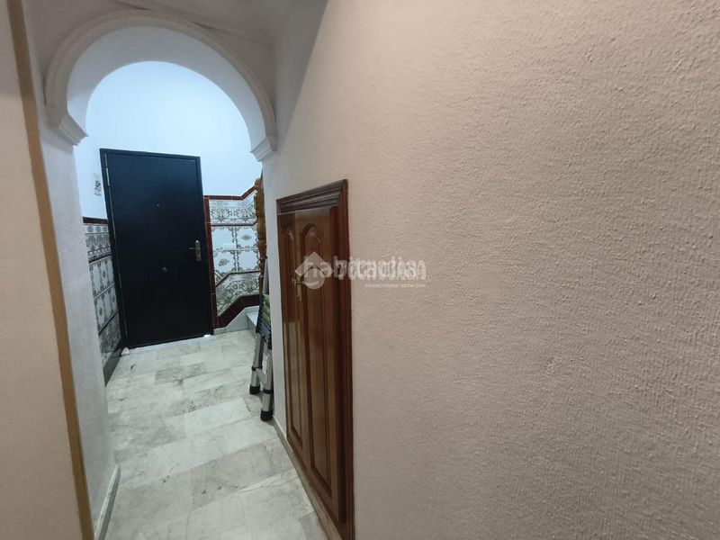 Foto 4eb76e73-eef3-4bd5-9ddb-78d7f34651e7. Casa aparellada a Barbate Barbate