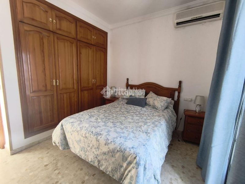 Foto c2f6d6e8-7a6b-4b6b-8b50-3f81292b5c46. Casa aparellada a Barbate Barbate