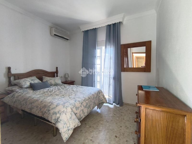 Foto e7e1680f-9f0f-4f02-b8d2-76a193e7d663. Casa aparellada a Barbate Barbate