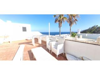Apartament a Sant Carles. Penthouse in cala llenya.