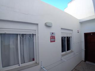 Appartement à Sant Antoni de Portmany. Planta baja en venta en san antonio