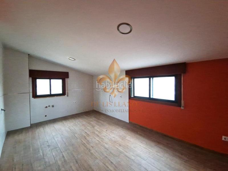 Foto 2b574d07-ebae-476d-b919-b8816872401c. Casa en Sardoma - Castrelos Vigo