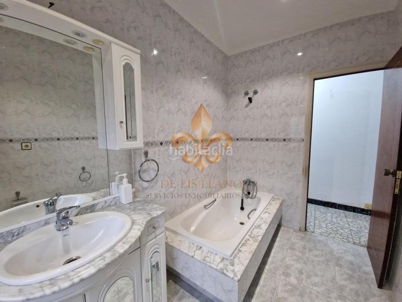 Foto a2329138-6be8-4ba8-b5b7-70d59afe8a29. Casa en Sardoma - Castrelos Vigo