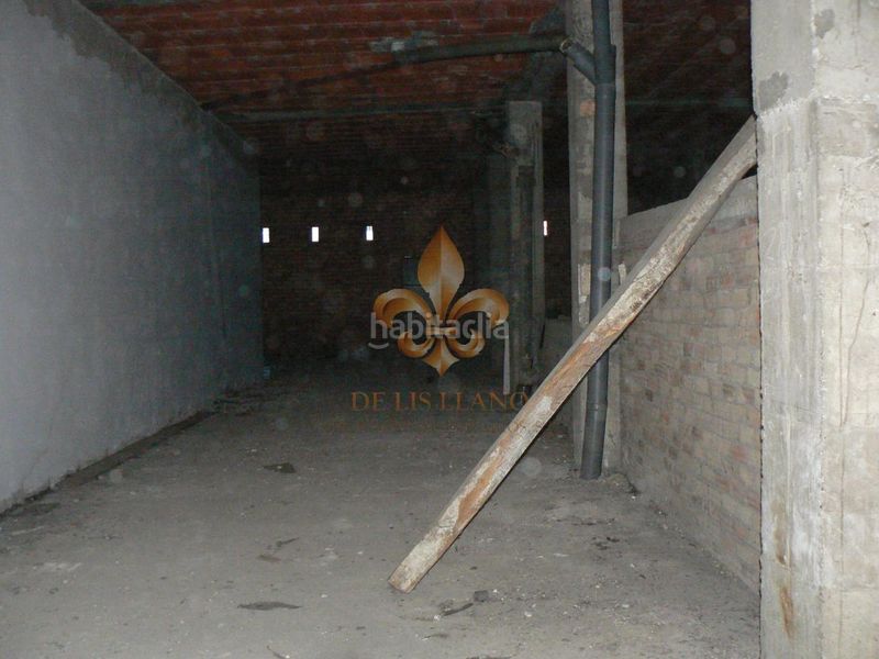 Foto 129452f7-6bf0-43dc-8b51-72b48bdd4fb9. Local comercial a As Travesas - Balaidos Vigo