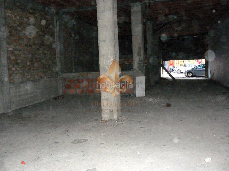 Foto 35e3fd70-3b51-49af-b545-c4fdf8290d71. Local comercial a As Travesas - Balaidos Vigo