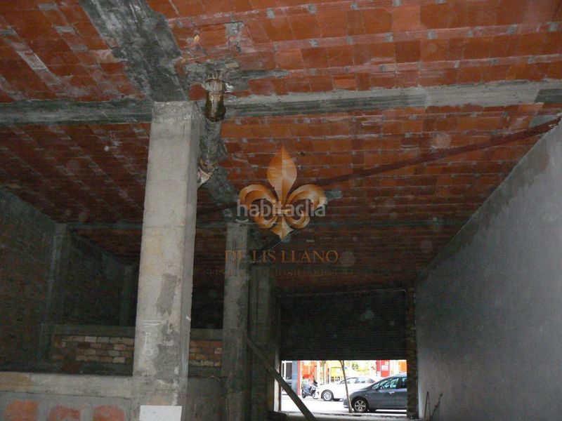 Foto a9a5f0c1-459f-44c9-a6ed-e79b0a3c29da. Local comercial a As Travesas - Balaidos Vigo