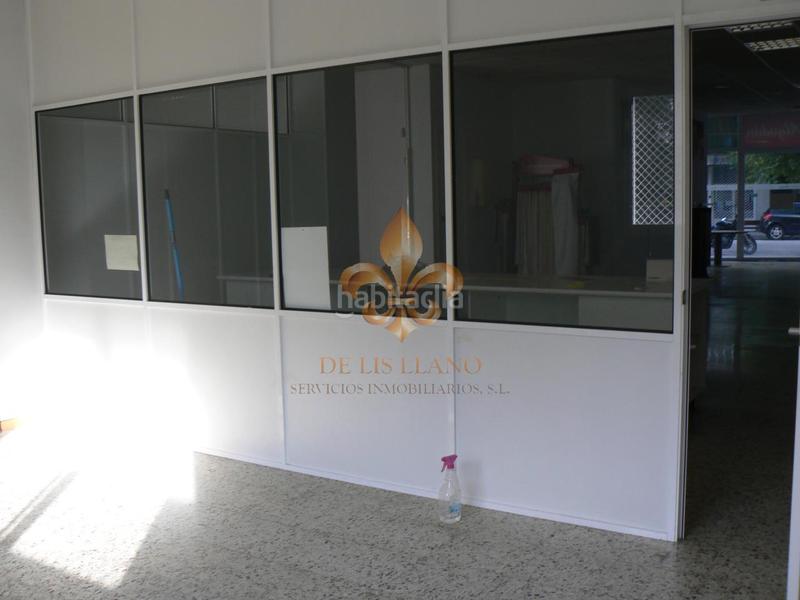 Foto 11f19561-8287-4fe4-b3b9-acb678755bb1. Alquiler local comercial en As Travesas - Balaidos Vigo