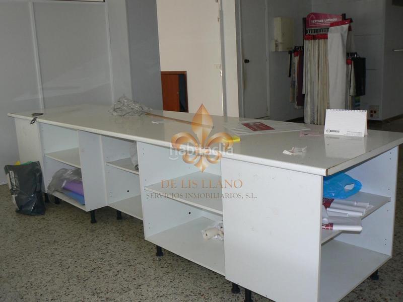 Foto 393bbd02-e4bf-47e6-8ac4-c4f0f562b8d6. Alquiler local comercial en As Travesas - Balaidos Vigo