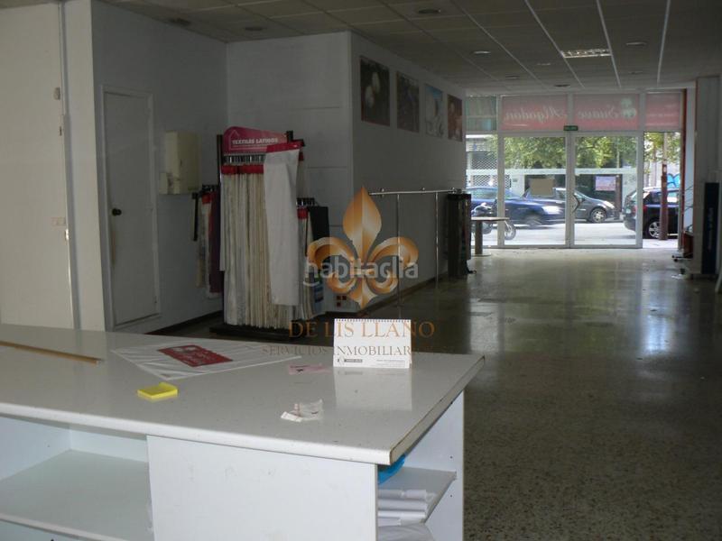 Foto db94031b-6a9f-4646-b942-a48dead49aa0. Alquiler local comercial en As Travesas - Balaidos Vigo