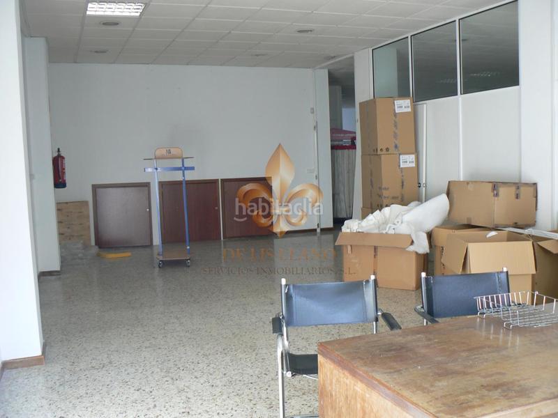 Foto ced3181d-b29f-458d-bfd9-b902f4cc6c30. Location local commercial dans As Travesas - Balaidos Vigo