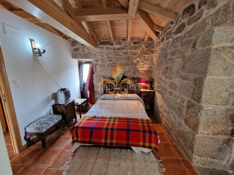 Foto 9fb19aeb-786c-4925-ae9f-ab4790c96f3f. Casa adossada a Maside