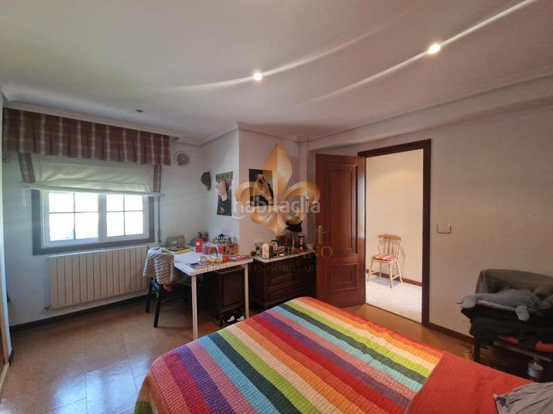 Foto 5f8d1eea-f18e-46d6-b9e0-7f47a48a9ebe. Maison avec chauffage parking piscine dans Camos Nigrán