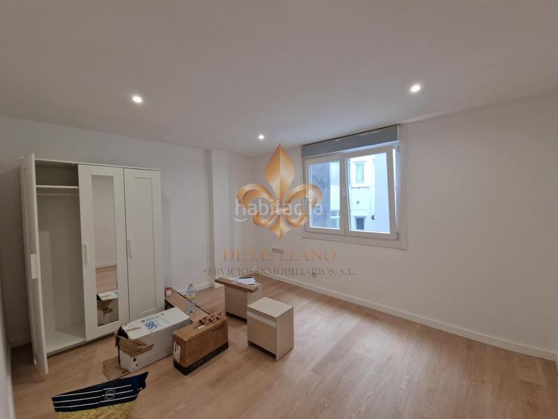 Foto 5dfc350a-38ab-4010-ae59-ad0addc4e7f3. Miete etagenwohnung mit heizung in Camelias - Pi y Margall Vigo