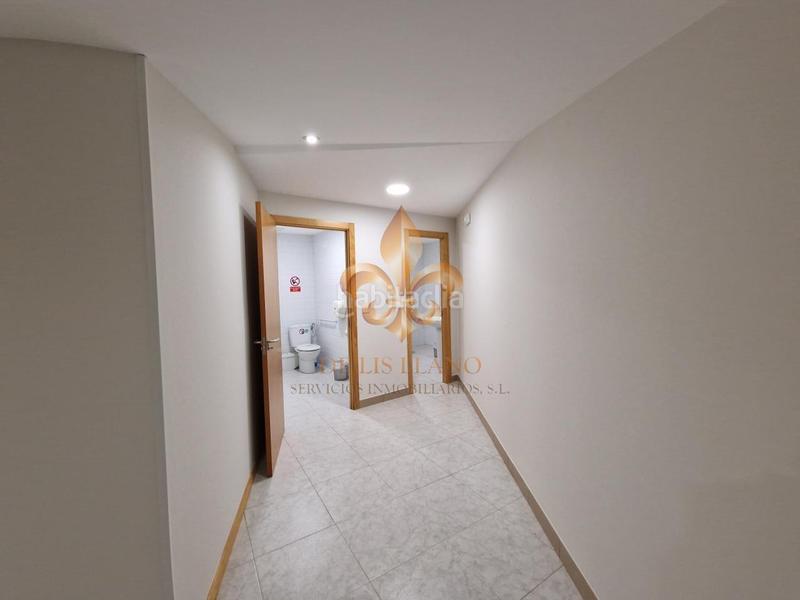 Foto 194e7cf2-92d6-44c3-96a4-e61652d55ffc. Rent business premise in As Travesas - Balaidos Vigo