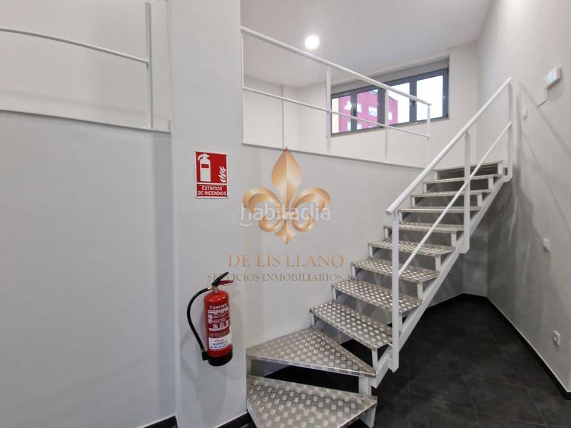 Foto 33848460-e79d-4ada-a02b-6d05d34e15a4. Rent business premise in As Travesas - Balaidos Vigo