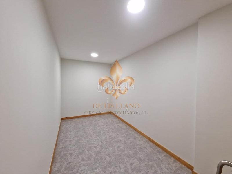 Foto 4f89be47-5927-48a5-840c-90575b1a1017. Rent business premise in As Travesas - Balaidos Vigo