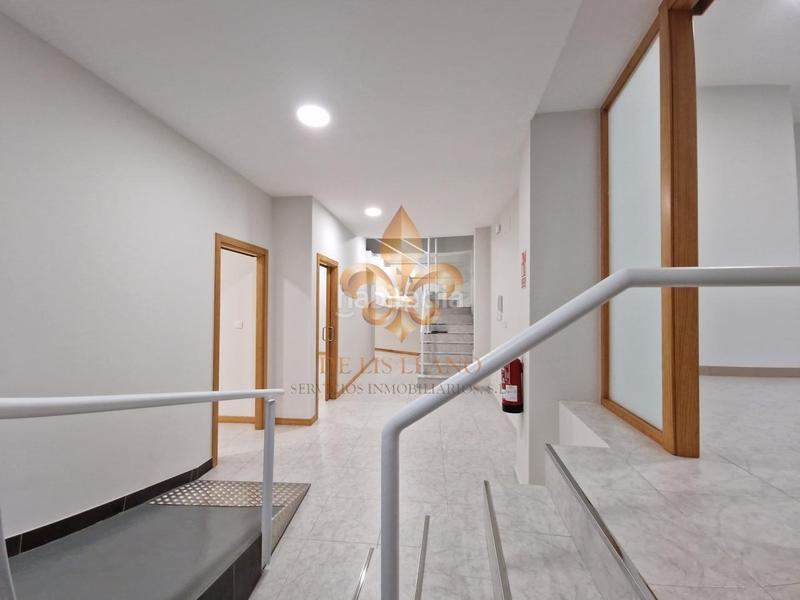 Foto 5c13716a-5b4d-40ae-9527-1d920ae8d0ba. Rent business premise in As Travesas - Balaidos Vigo