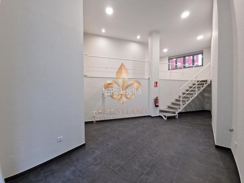 Foto ca16abb1-deac-4a63-9729-ca2ce502e096. Rent business premise in As Travesas - Balaidos Vigo