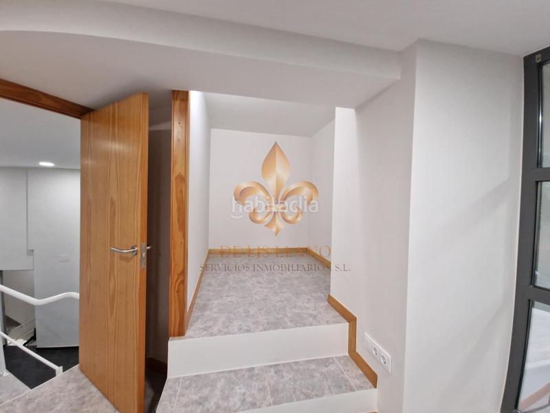 Foto ebc30192-b0d9-433b-ae96-9503d6b5e268. Rent business premise in As Travesas - Balaidos Vigo