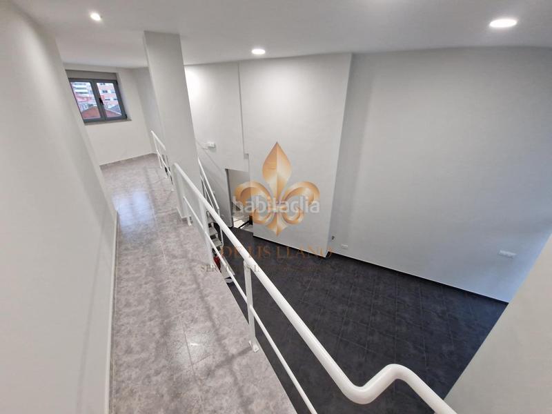 Foto ebe5683b-ca44-4775-bbaa-c0fb3080fdb2. Rent business premise in As Travesas - Balaidos Vigo