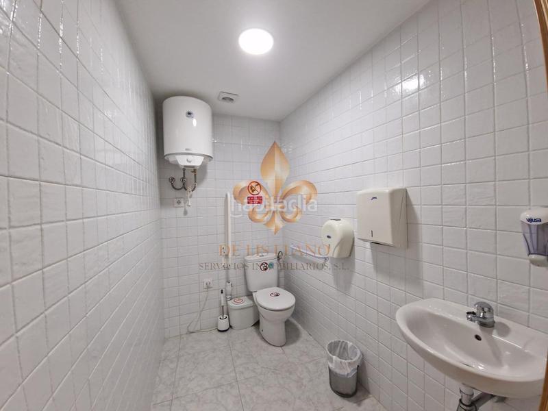 Foto 3f5baa64-4d8d-477d-bc9b-aa40ff23ba50. Location local commercial dans As Travesas - Balaidos Vigo