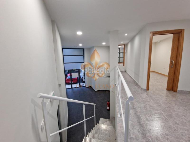 Foto 66c4ce0f-3ec7-401c-accc-3c2a949c5b97. Location local commercial dans As Travesas - Balaidos Vigo